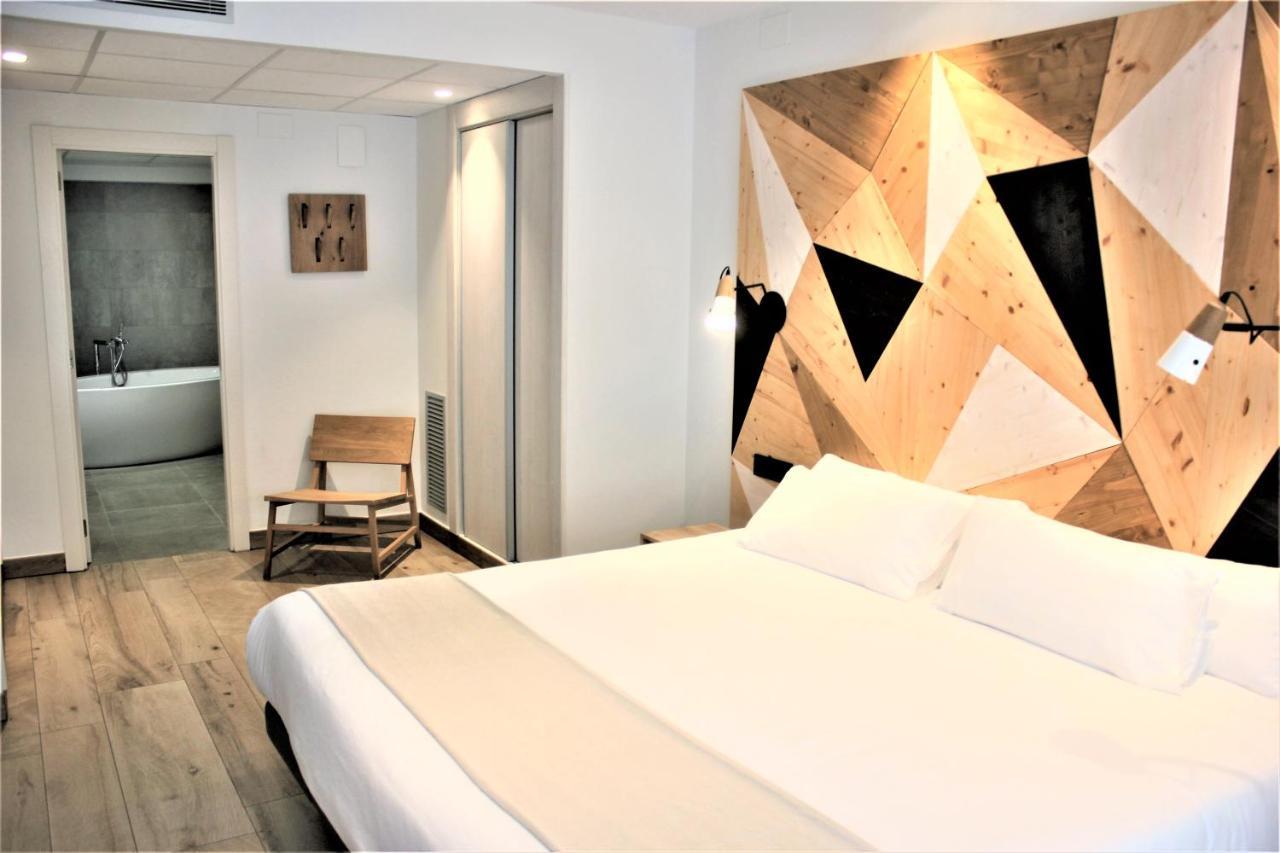 Apartahotel Dos Rios アインサ エクステリア 写真