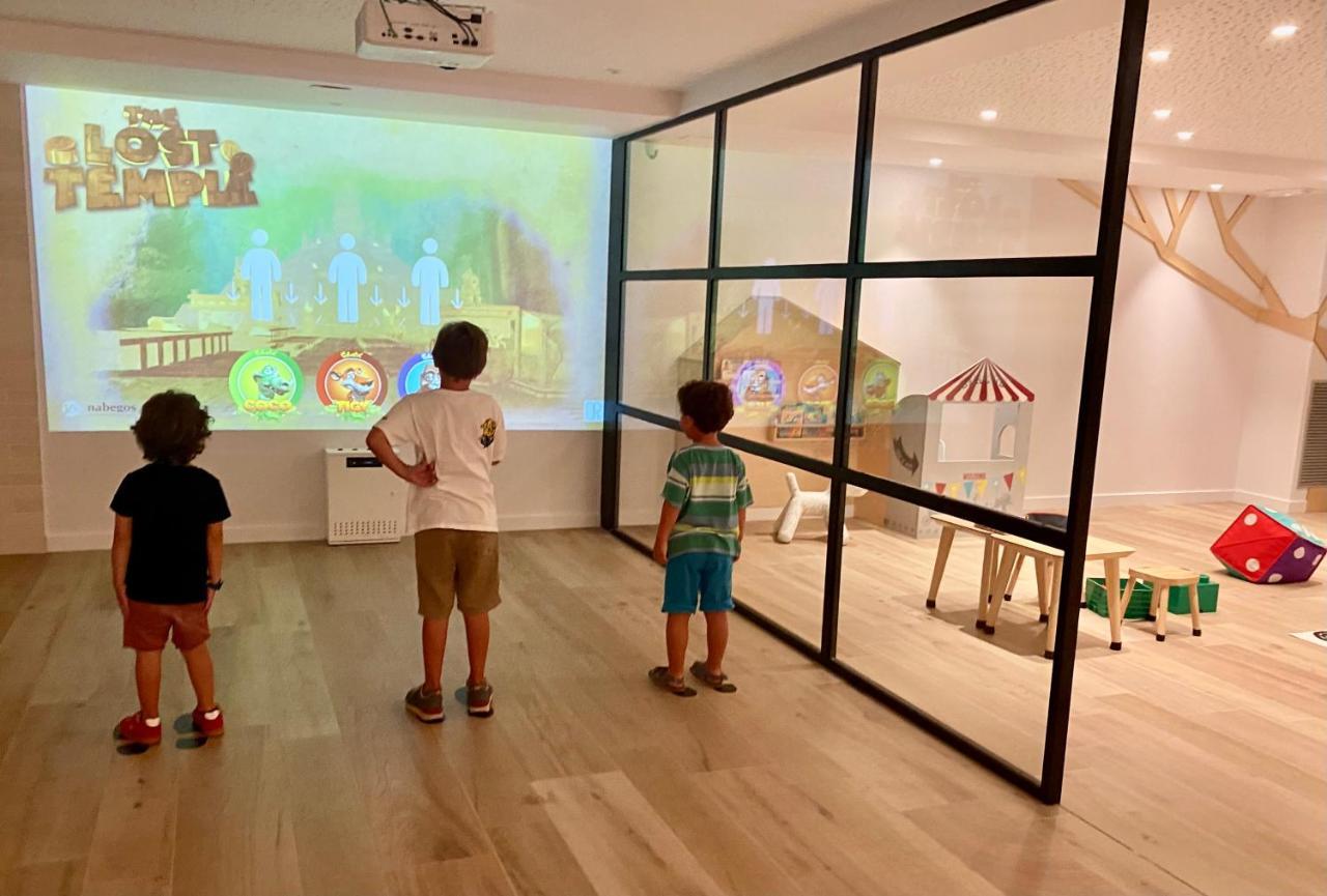 Apartahotel Dos Rios アインサ エクステリア 写真