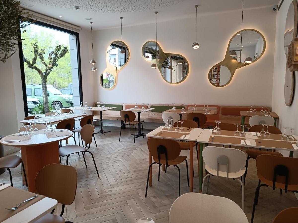 Apartahotel Dos Rios アインサ エクステリア 写真